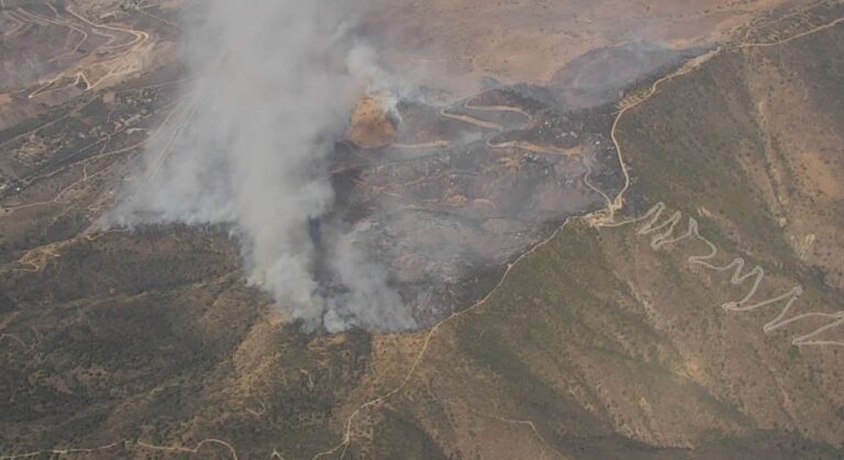 Declaran alerta roja por incendio forestal en las cercanías de la Ruta 68