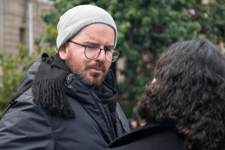 Exministro Jackson se radicará en España e impatirá clases de 