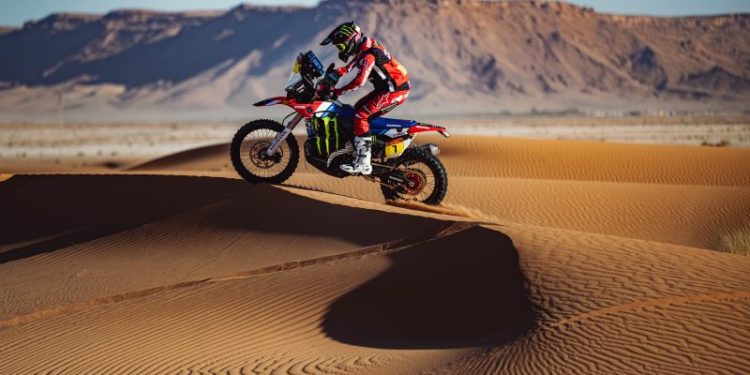 El chileno Quintanilla es sancionado por exceso de velocidad y pierde la etapa 3 del Rally Dakar 2024