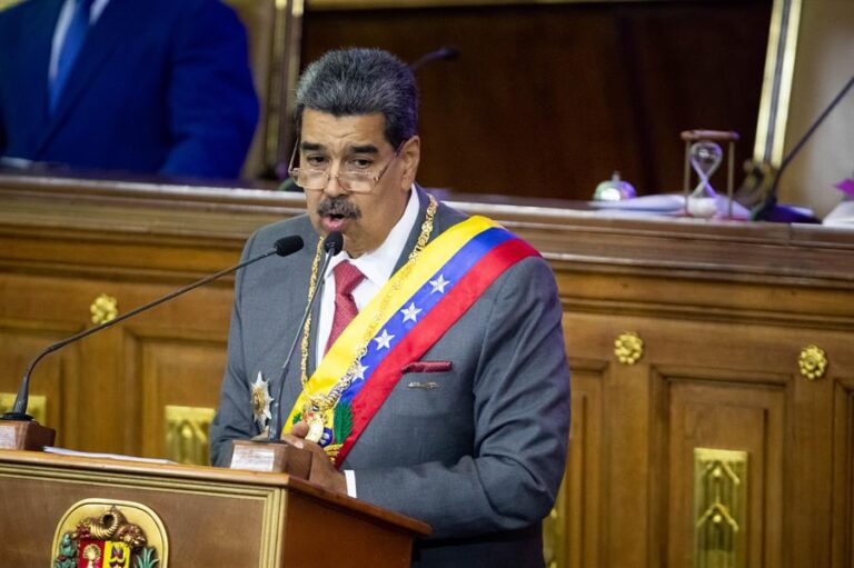 Maduro califica como una 