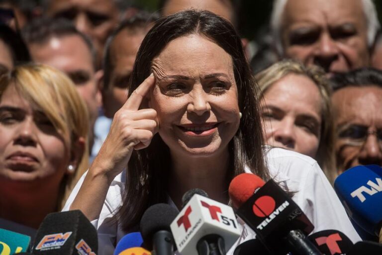 Machado valoró declaración del Gobierno tras inhabilitación en Venezuela: 