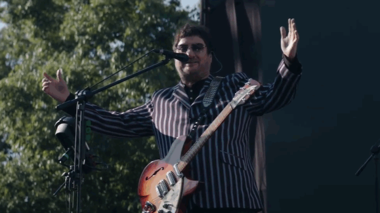 Los Tres lanzan el primer video de su concierto gratuito: Así vibró Plaza Ñuñoa con 