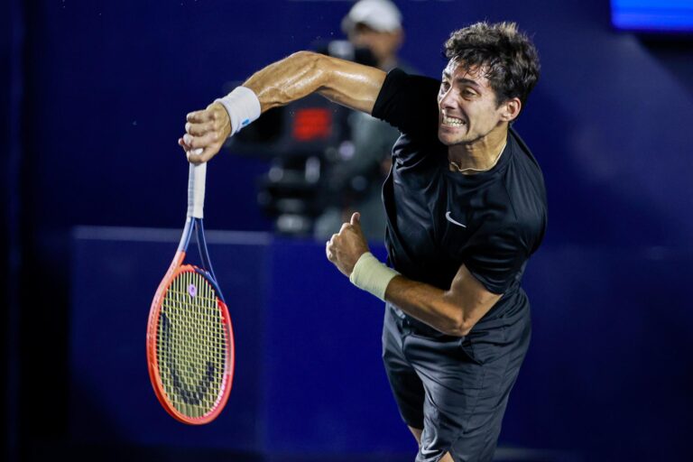 Garín lo dio vuelta en Brasil y venció a Carballés en el ATP 500 de Río de Janeiro