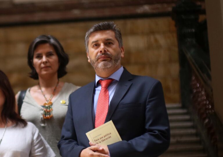 Polémica por decisión del juez Urrutia: Ministro de Justicia (s) afirma que 