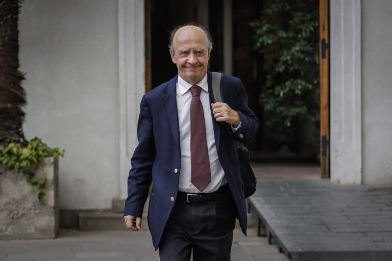 Larroulet y quién sucede a Piñera en Chile Vamos: Matthei y Chadwick 
