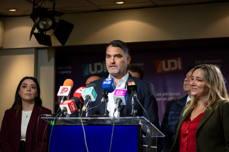 Macaya propone alianza electoral para municipales, pero la centroderecha muestra reservas ante pacto con Republicanos