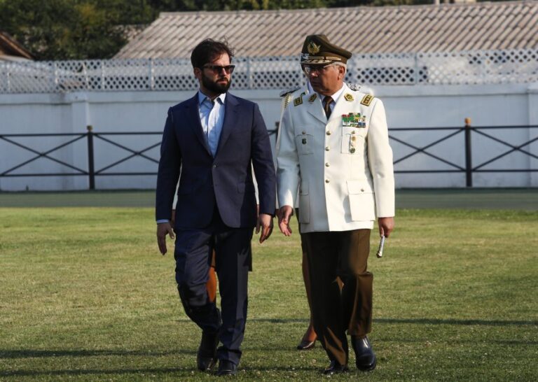 Amnistía Internacional pide al presidente Boric remover al general Yáñez: 