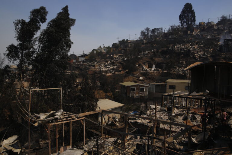TECHO Chile lanza campaña para la reconstrucción tras los incendios forestales en la Región de Valparaíso