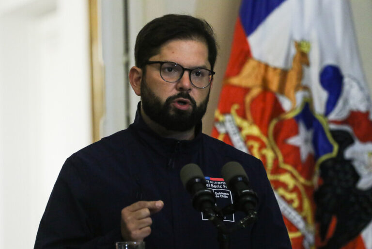 Pdte. Boric confirma traslado a Región de Valparaíso por incendios forestales: 