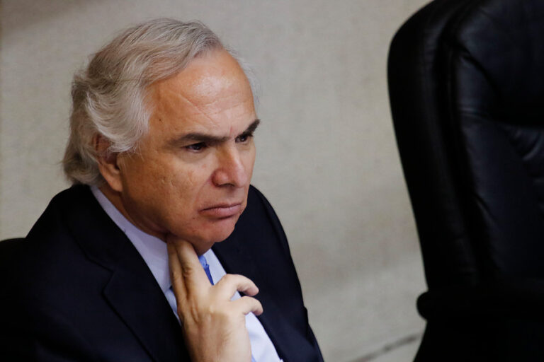 Andrés Chadwick asume rol coordinador en funeral de expresidente Piñera