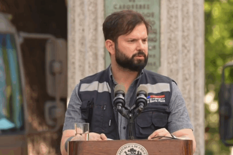 Pdte. Boric agradece a brigadistas forestales en su día y reitera: 