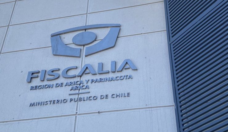 Psiquiatra acusado de femicidio en Arica seguirá bajo arresto domiciliario tras rechazarse prisión preventiva