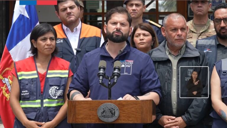 Incendios forestales: Presidente Boric decreta duelo nacional por dos días a partir de este lunes
