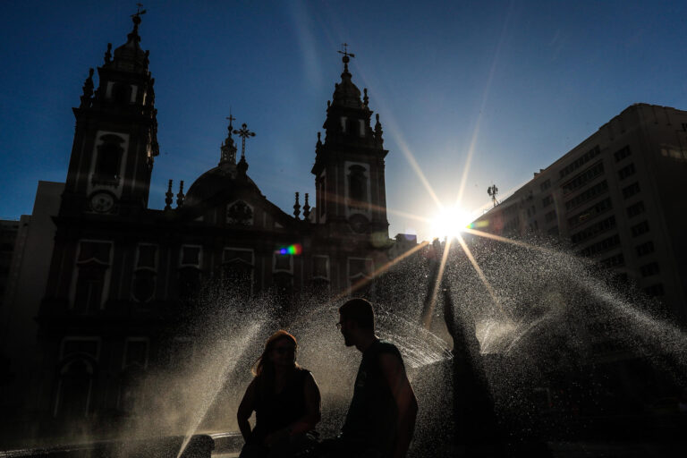 Brasil: Censo revela que el país tiene más establecimientos religiosos que escuelas y centros de salud