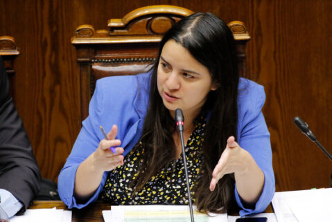 Directora de la Dipres, Javiera Martínez, declaró ante Fiscalía por Caso Convenios