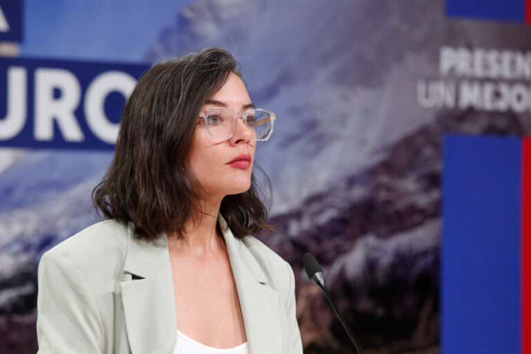 Caso Convenios: Ministra Vallejo desdramatiza acusaciones contra Crispi y dice que no hay antecedentes nuevos válidos