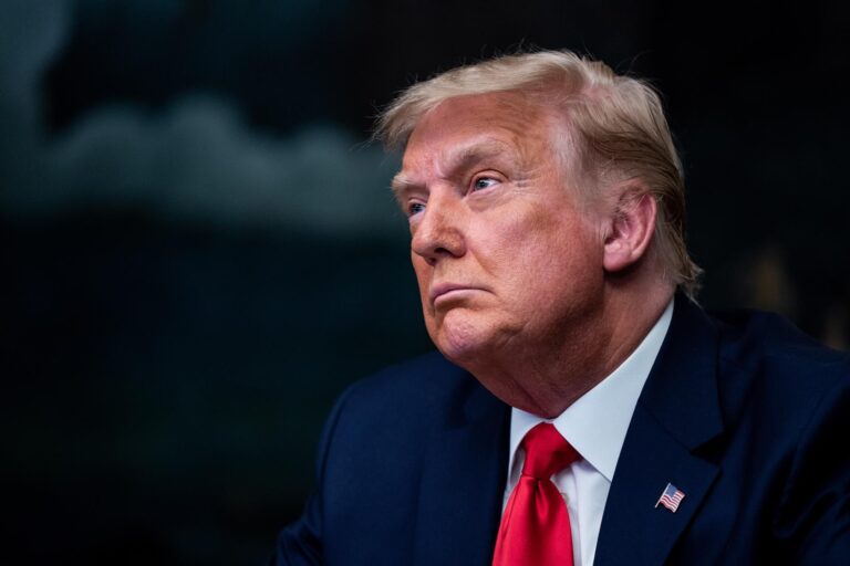Donald Trump califica la sentencia contra él en Nueva York de 