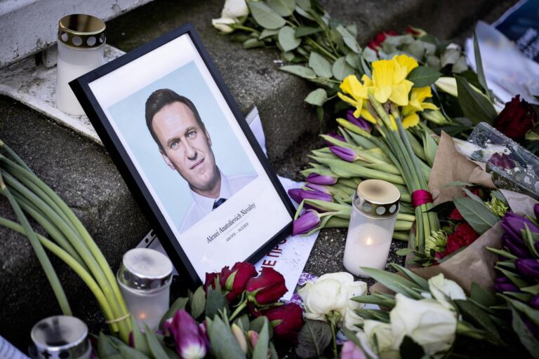 Comisión de RR.EE. del Senado lamenta muerte de Alexey Navalny en Rusia: Fue un 