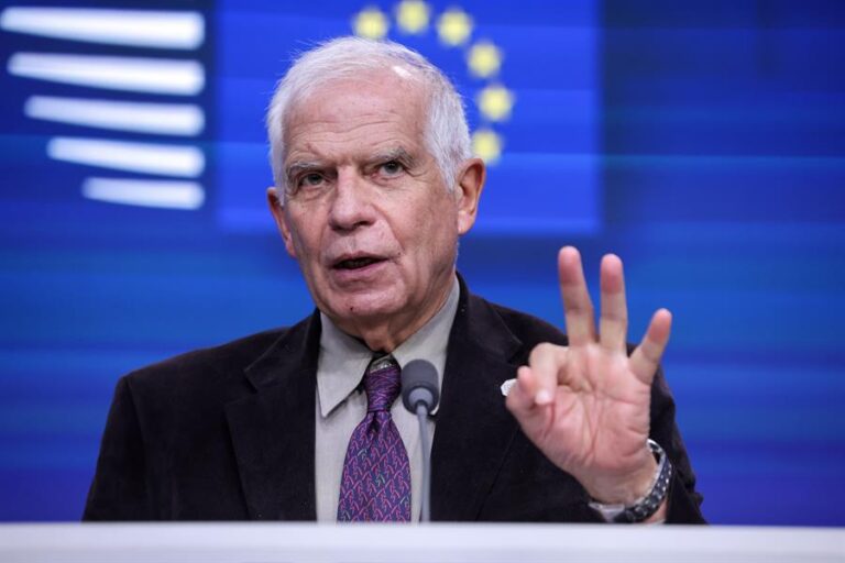 La Unión Europea ofrece ayuda a Chile para combatir la emergencia por incendios forestales