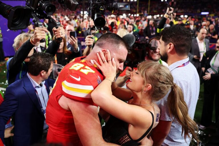 Las tres palabras que dijo Travis Kelce a Taylor Swift inmediatamente después de ganar el Super Bowl