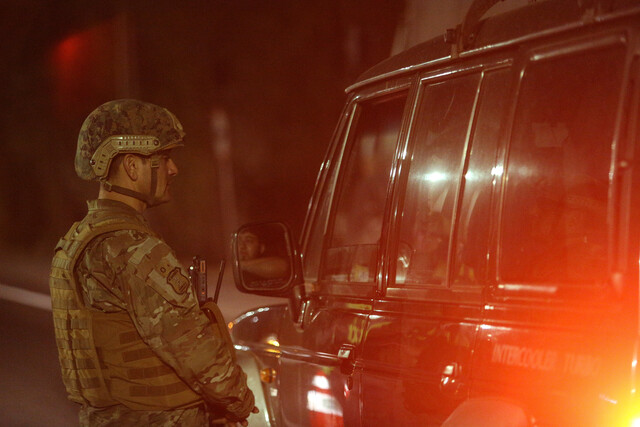 Toque de queda en comunas de la V Región: ¿Cómo obtener un salvoconducto?