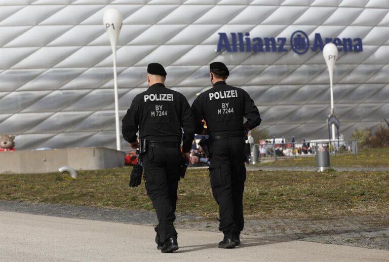 Medio afiliado a ISIS publica imagen amenazando a fanáticos antes del partido del Bayern contra el Dortmund en Alemania