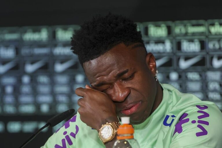 Vinícius rompe en llanto al hablar del racismo: 