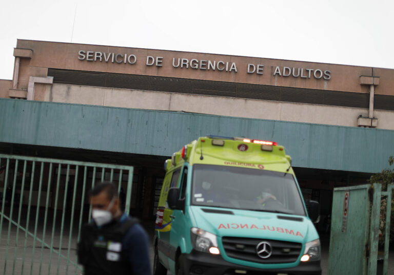 Listas de espera en Chile: ¿Cuánto presupuesto se necesita para enfrentar el problema?