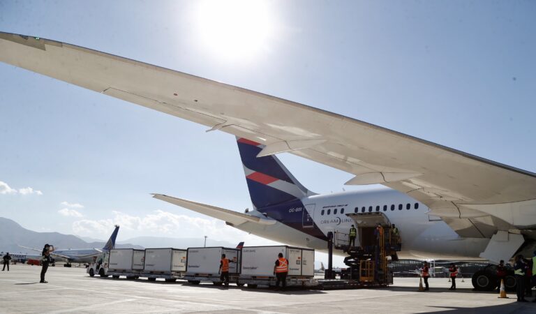 Emergencia en vuelo de Latam habría ocurrido por un percance en la cabina