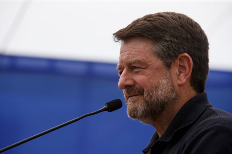 Gobernador Orrego: 
