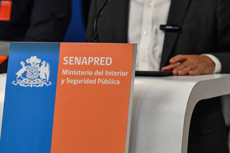 Funcionarios de Senapred y salida de Hormazábal: El pdte. nos hace 