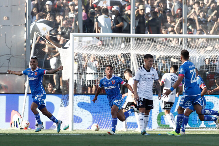 Pasaron 22 años: La U le ganó a Colo Colo por la mínima y terminó con la pesadilla del Monumental
