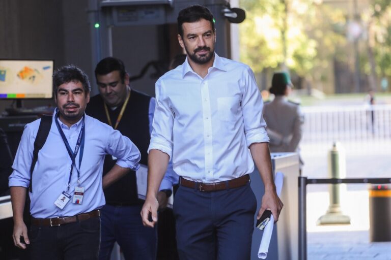 Alcalde de Maipú pide a ministra Tohá apoyo militar para 