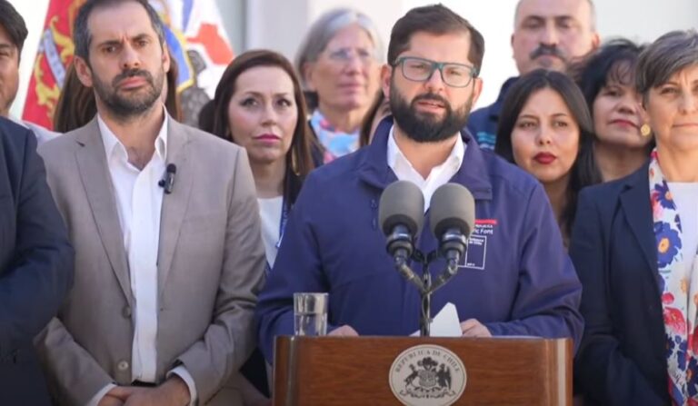 Presidente Boric no descarta evaluar e implementar presencia militar en funciones específicas
