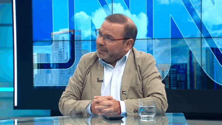 Barrera (PC) llama a la oposición a condenar nuevos antecedentes del Caso Audios como lo hicieron con las fundaciones