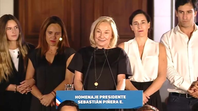 Cecilia Morel realiza sentido discurso en homenaje a expdte. Piñera: 