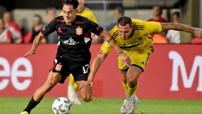 Javier Altamirano se descompensó en la cancha: Habría sufrido un 