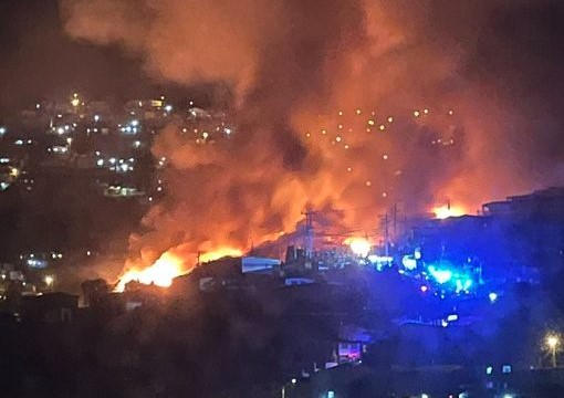 Captan momento exacto en que inicia incendio en Cerro Cordillera
