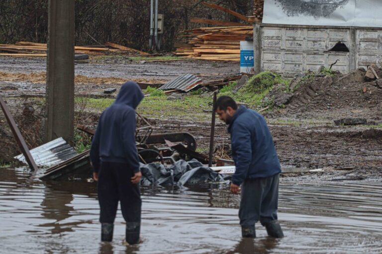 Contraloría revela fallas de Senapred durante sistema frontal en Maule: Servicio no alertó amenaza de inundación