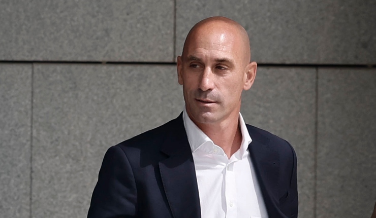 España: Fiscalía pide más de dos años de prisión para Luis Rubiales por beso sin consentimiento a Jennifer Hermoso