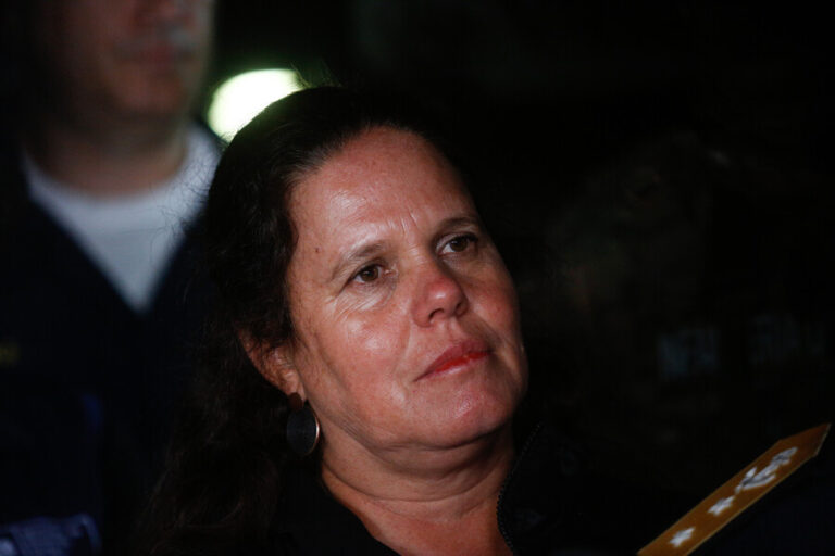 Ministra Fernández ante solicitud de alcalde Vodanovic por militares: 