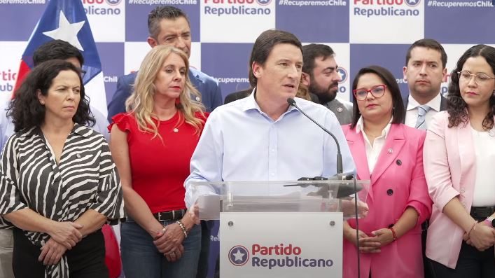 Republicanos presentan cartas para elecciones municipales y regionales: Aún no definen Santiago ni Las Condes