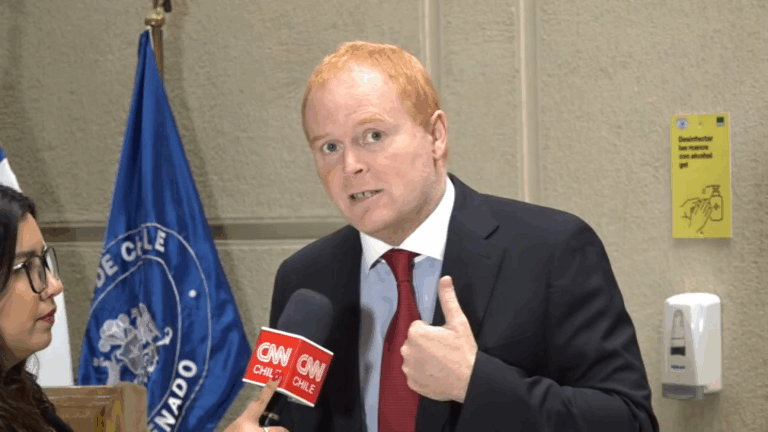Caso Ronald Ojeda: Senador Rojo Edwards llama a retirar embajador chileno en Venezuela