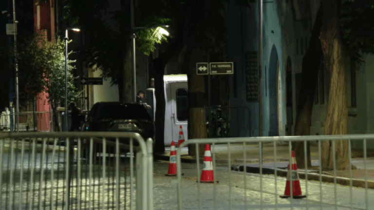 Barrio Yungay: Investigan fuerte estruendo cerca de la casa del presidente Gabriel Boric