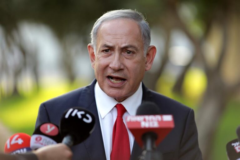 Israel niega a cientos de palestinos rezar en la Explanada de las Mezquitas por Ramadán