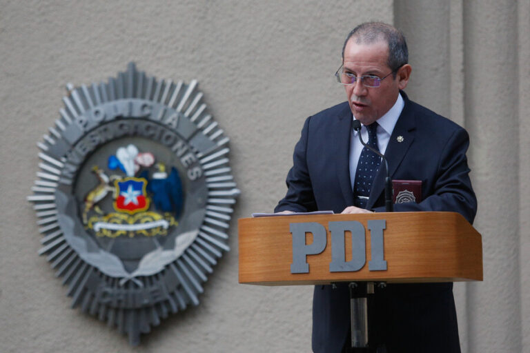 Precht y formalización a Sergio Muñoz: 