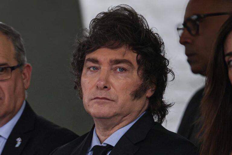 Gobierno responde a Milei: La reclamación argentina de la Antártica es 