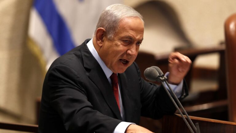 ¿Por qué el ataque de Israel contra Irán amenaza con agudizar el conflicto en Medio Oriente?