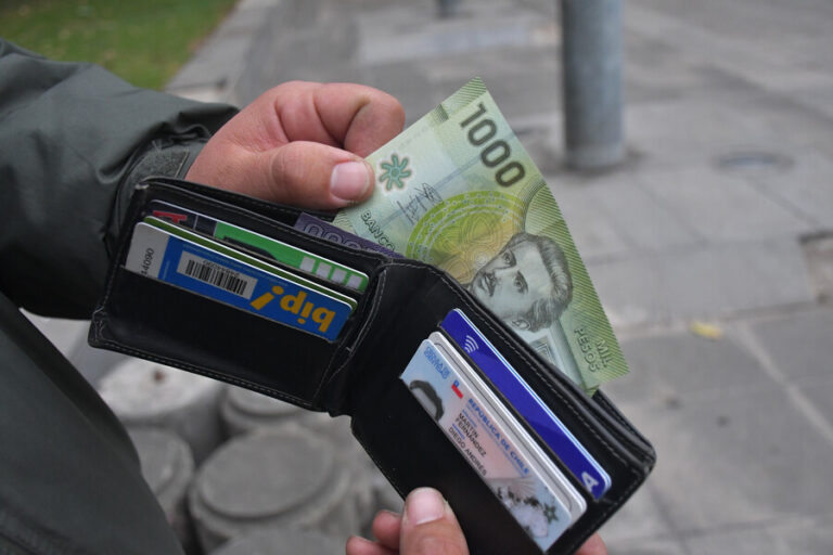 Fraude financiero: CMF advierte sobre empresas falsas que estarían estafando al ofrecer créditos