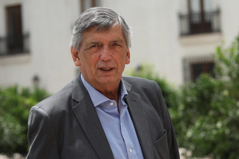 Presidente del Partido Comunista dice que no suspenderán militancia de Daniel Jadue por su formalización